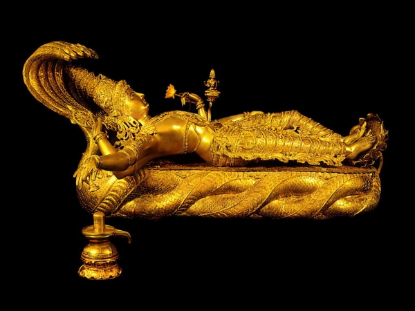 Sri Padmanabhaswamy Temple Mahavishnu Idol 32 KG Sri Padmanabhaswamy Temple Mahavishnu Idol 32 KG